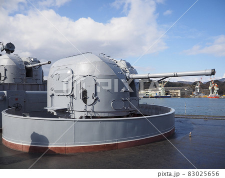ロシア海軍ウダロイ級駆逐艦の艦砲 ロシア海軍ウダロイ級駆逐艦の艦砲 83025656