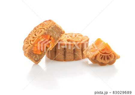 Chinese moon cake durian and egg yolk flavour Chinese moon cake durian and egg yolk flavour 83029689