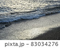 波打ち 海 夕日 崩れる波 波打ち 海 夕日 崩れる波 83034276