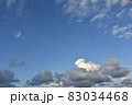 青空 雲 積乱雲 高い雲と低い雲 青空 雲 積乱雲 高い雲と低い雲 83034468