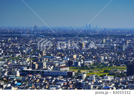 秋の金華山ドライブウェイ展望台からの名古屋方面の景色 83035332