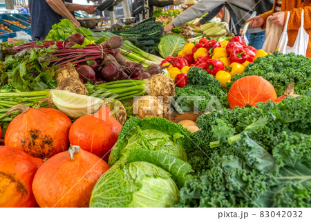 Vegetables on the Farmer Market Vegetables on the Farmer Market 83042032