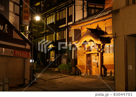 野沢温泉街・夜景 野沢温泉街・夜景 83044701
