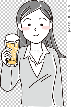 グラスビールを持った若いOL風女性 83046183