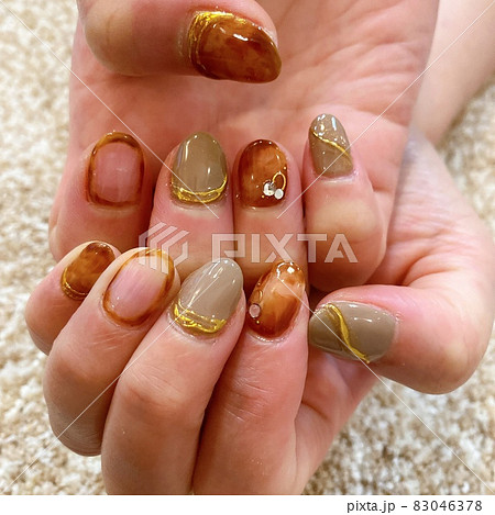 おしゃれな秋ネイルデザイン おしゃれな秋ネイルデザイン 83046378