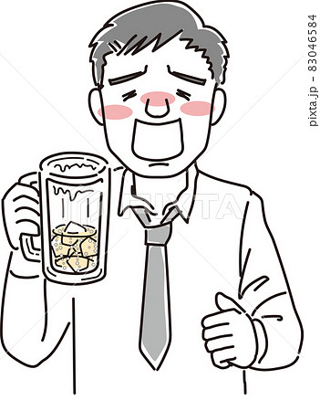 ハイボール飲んでプハァなサラリーマン風男性 83046584