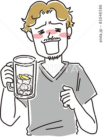 チューハイ飲んでプハァな無精髭の男性 83046586