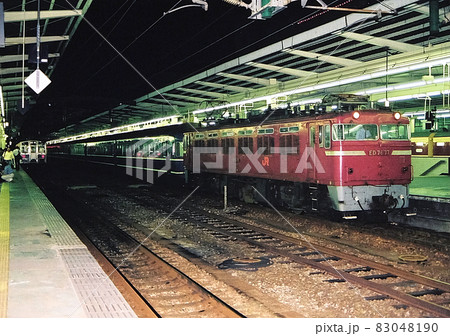 ED7677 あさかぜ82号 83048190