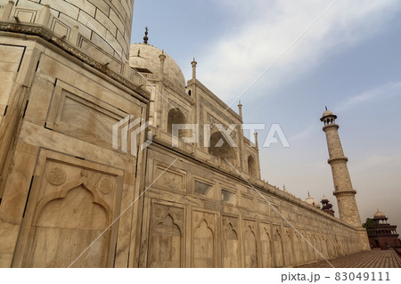 インド アグラ 世界遺産 タージ・マハル / Taj Mahal, Agra, India インド アグラ 世界遺産 タージ・マハル / Taj Mahal, Agra, India 83049111