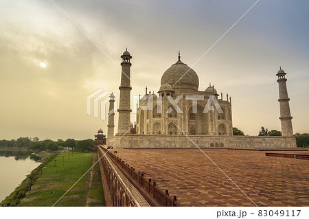 インド アグラ 世界遺産 タージ・マハル / Taj Mahal, Agra, India インド アグラ 世界遺産 タージ・マハル / Taj Mahal, Agra, India 83049117
