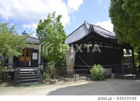 伝香寺 本堂と地蔵堂 奈良市 伝香寺 本堂と地蔵堂 奈良市 83050599