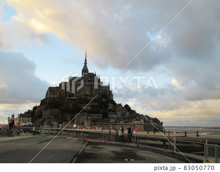 モン・サン＝ミッシェル 83050770