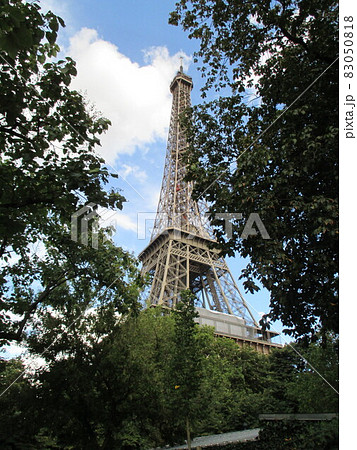 エッフェル塔 83050818