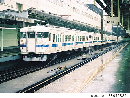 401系　普通 83052385