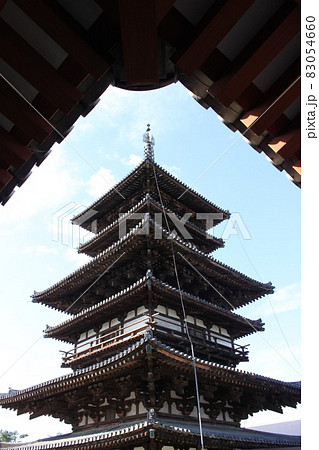 奈良の薬師寺東塔 83054660