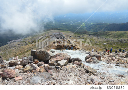 那須連山「茶臼岳」への登山ルート(栃木県那須郡那須町) 那須連山「茶臼岳」への登山ルート(栃木県那須郡那須町) 83056882