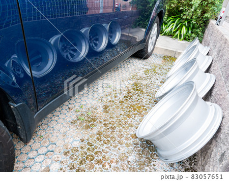 【車】ホイール交換前の様子 83057651