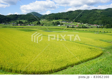 日本の原風景　秋の遠野 83062160