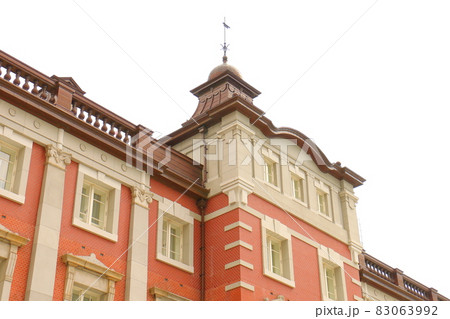 東京駅丸の内口　東京都千代田区丸の内 東京ステーションホテル　赤レンガ造りのレトロモダンターミナル駅 83063992