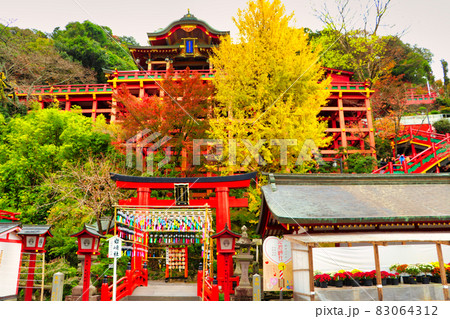 佐賀県　風景　祐徳稲荷神社 83064312