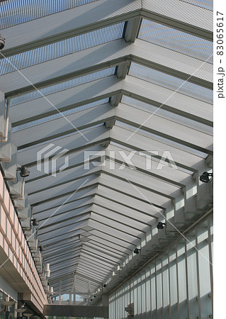 a Peak Gallaria shopping mall Hong Kong. 16 July 2005 83065617