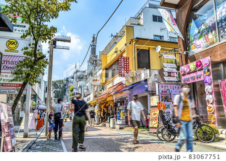 東京渋谷の都市風景 原宿・竹下通り 東京渋谷の都市風景 原宿・竹下通り 83067751