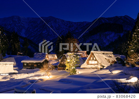 富山_五箇山合掌集落・冬のライトアップ 83068420