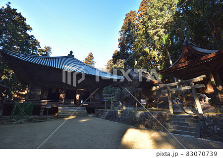 書写山円教寺　奥の院　開山堂と若天社と乙天社 83070739