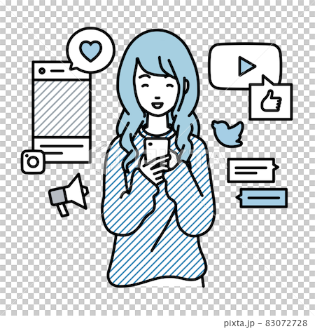 一位站起來喜歡在智能手機上與各種 SNS 互動的遠程工作女性 一位站起來喜歡在智能手機上與各種 SNS 互動的遠程工作女性 83072728