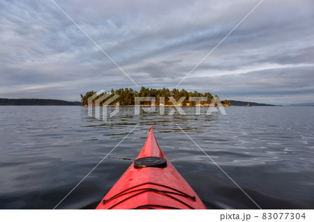 Sea Kayak paddling in the Pacific Ocean. 83077304