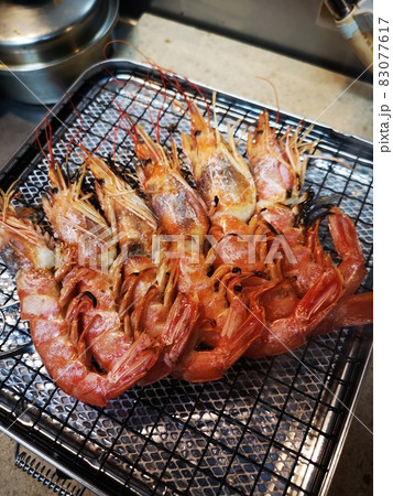 エビの網焼き 83077617