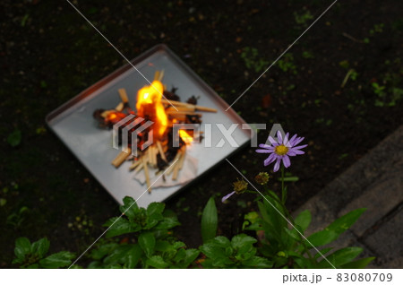 お盆の迎え火・送り火 お盆の迎え火・送り火 83080709