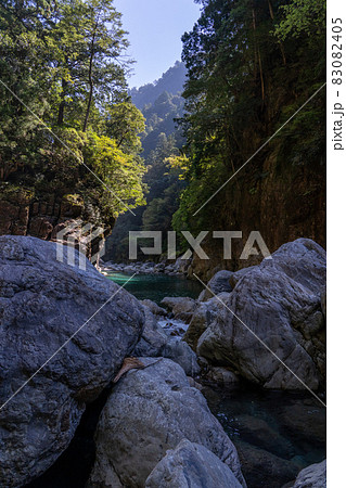 三重県　大台町　大杉谷　渓谷　風景 83082405