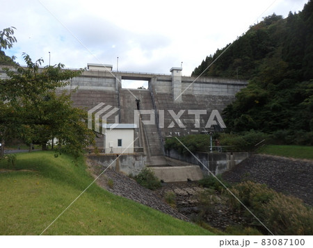 小泊ダム 83087100