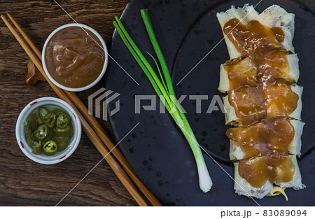 Thai fresh spring rolls Topped with Sweet sauce. Thai fresh spring rolls Topped with Sweet sauce. 83089094