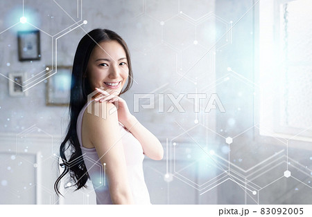 美しい女性　　美容　ビューティー 83092005