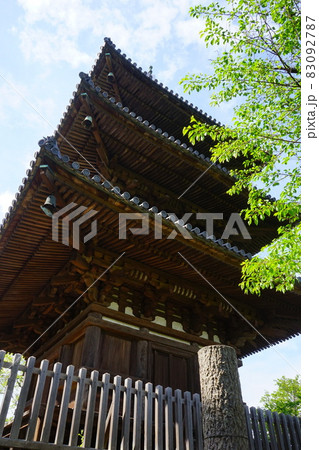 日本庭園 旧燈明寺 三重塔 日本庭園 旧燈明寺 三重塔 83092787