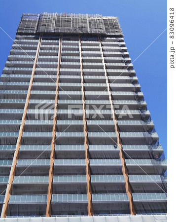 建築中の高層マンション 建築中の高層マンション 83096418