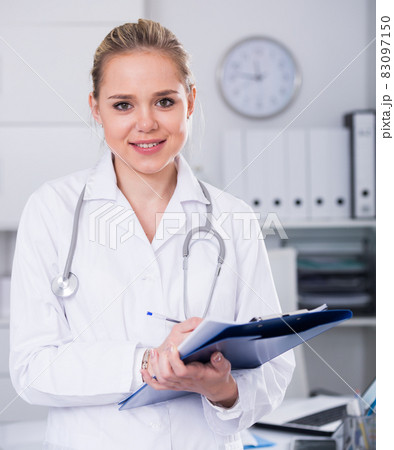 Female doctor in medical office 83097150