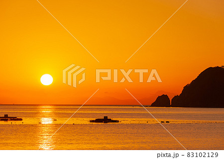 豊後水道に沈む夕陽 83102129