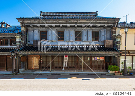富山県　高岡市　山町筋の町並み 83104441