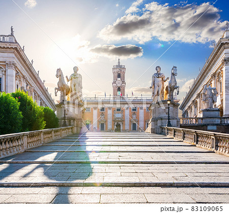 Square on the Capitoline Hill with Statues, Rome, Italy Square on the Capitoline Hill with Statues, Rome, Italy 83109065