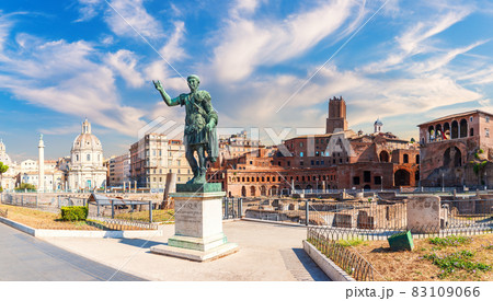 The Statue of Caesar by the Trajan's Market, Rome, Italy The Statue of Caesar by the Trajan's Market, Rome, Italy 83109066