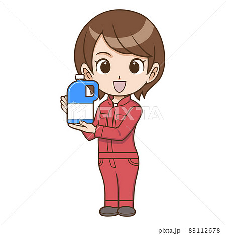 ウィンドウォッシャー液を持った整備士の女性 83112678