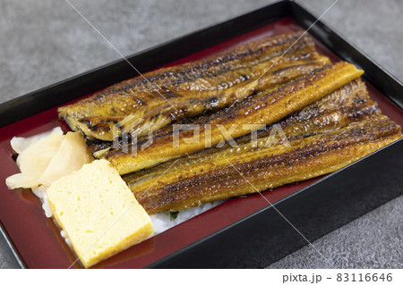美味しい穴子重弁当 83116646