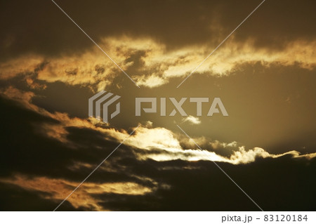 台風16号接近中の夕空・2021/09/29 台風16号接近中の夕空・2021/09/29 83120184