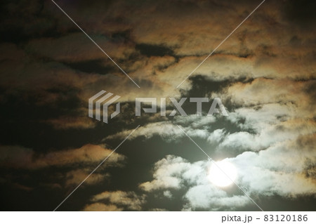 台風16号接近中の夕空・2021/09/29 台風16号接近中の夕空・2021/09/29 83120186