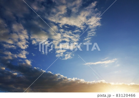 台風16号接近中の夕空・2021/09/29 台風16号接近中の夕空・2021/09/29 83120466