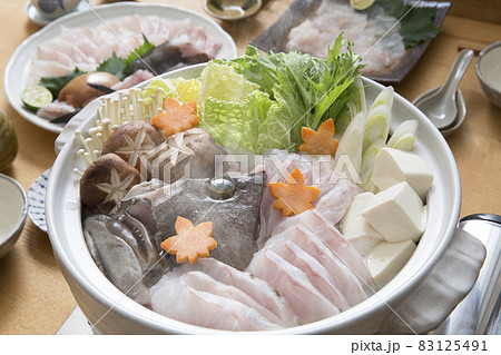 クエ鍋、アラ鍋、日本の人気鍋料理 クエ鍋、アラ鍋、日本の人気鍋料理 83125491