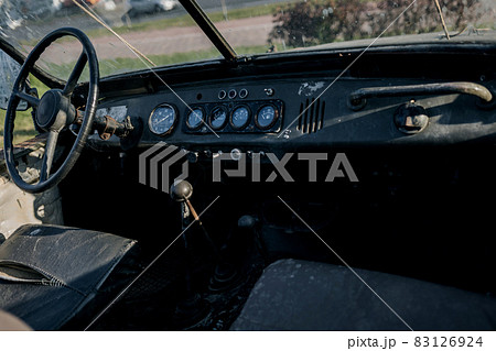dashboard retro car 83126924